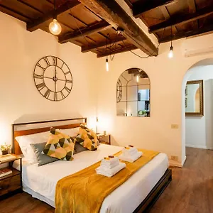 Apartment Campo De' Fiori